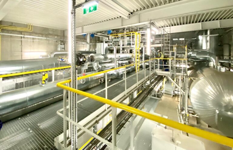 Instagram post from disol.hu. This post is in position 1.